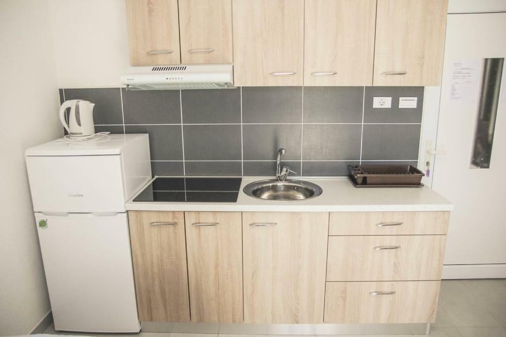 Apartmani Bartolic Rogoznica  Eksteriør billede