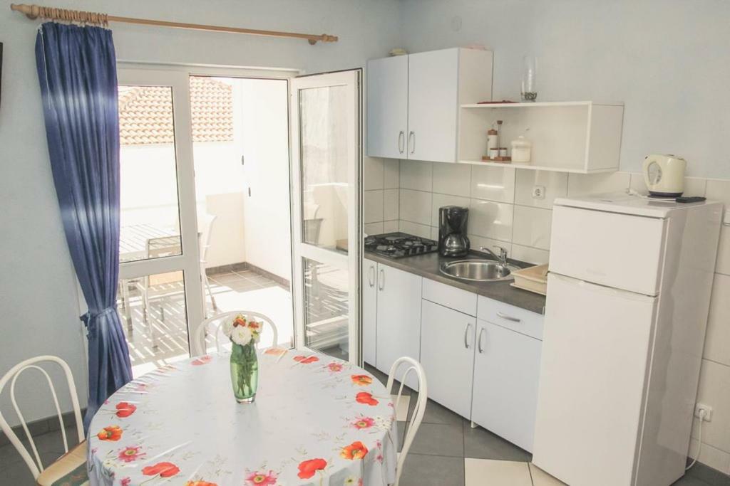 Apartmani Bartolic Rogoznica  Eksteriør billede