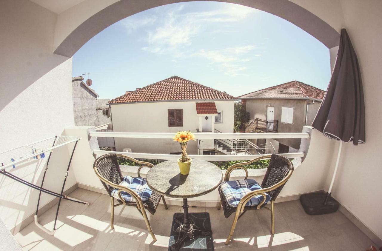 Apartmani Bartolic Rogoznica  Eksteriør billede